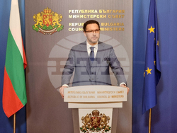 Министерски съвет - Даниел Митов - брифинг