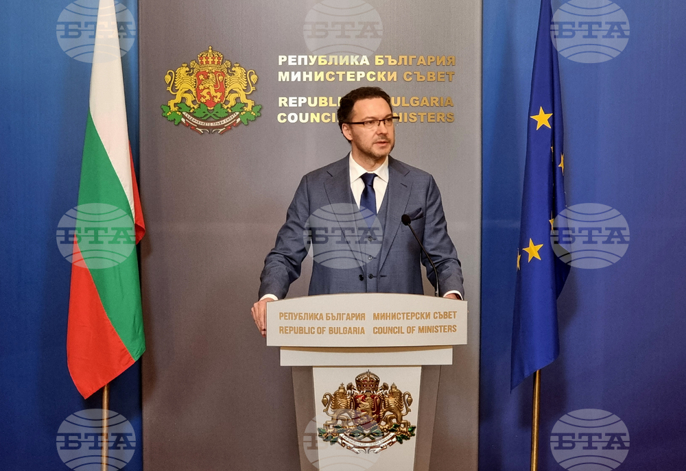 Министерски съвет - Даниел Митов - брифинг
