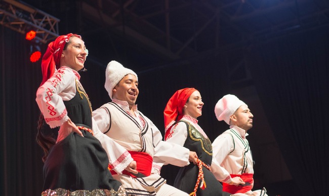 Българското дружество „Кирил и Методий“ в Комодоро Ривадавия, Аржентина, отправи поздрав по повод предстоящите празници