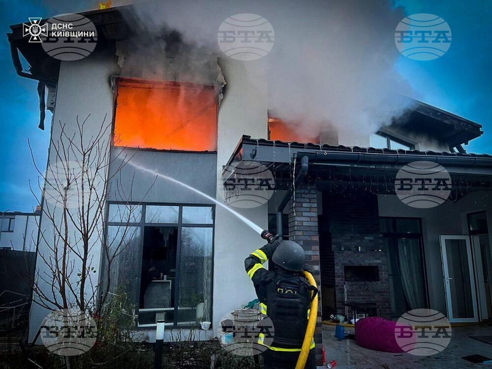 Украинските ВВС обявиха, че са свалили 587 дрона и 34 ракети, изстреляни от Русия