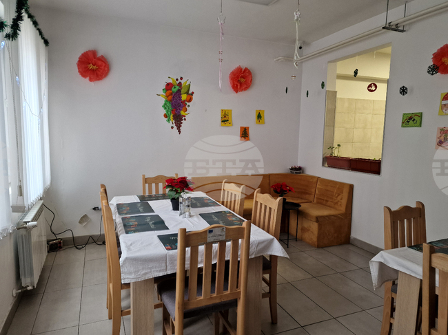 Това ще е първата истинска Коледа, която празнувам, сподели Николина от приюта за бездомни в Пазарджик, където 25 души ще посрещнат празниците