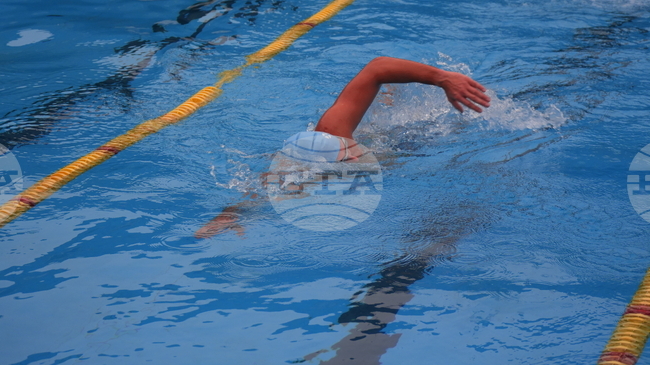 Тодор Цветков преплува 3 километра в ледените води на Русе