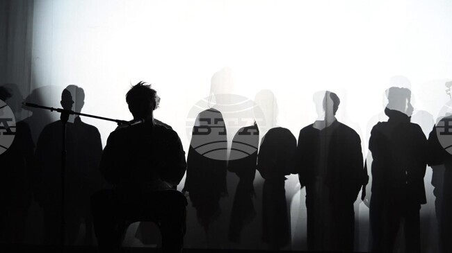 Директорът на Народния театър Васил Василев постави „Носорози“ в Скопие