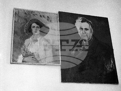 Интериор от къщата, в която е живял и творил Чудомир