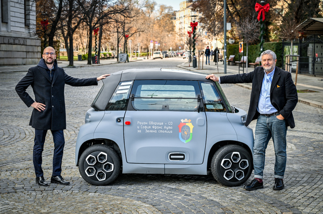 Район „Оборище“ тества малки електрически автомобили за нуждите на администрацията