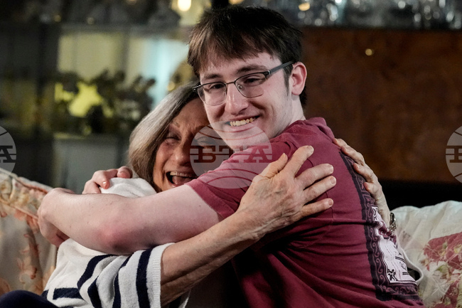 CORRECTION Boomers Turn 80