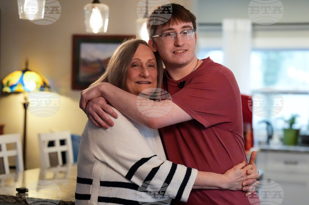 CORRECTION Boomers Turn 80