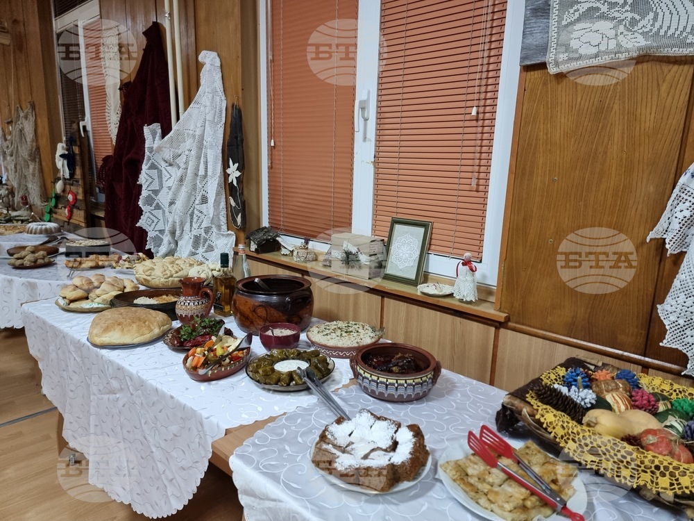 Брезник - „Стари плетива и зимни вкусотии от Граово“ - изложба