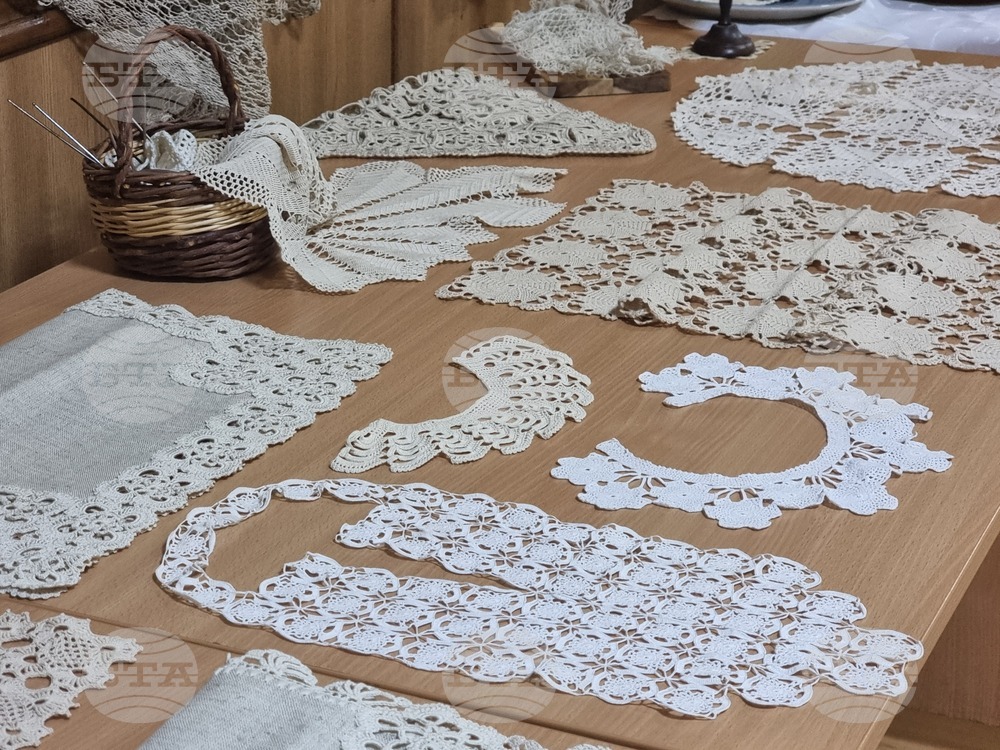 Брезник - „Стари плетива и зимни вкусотии от Граово“ - изложба