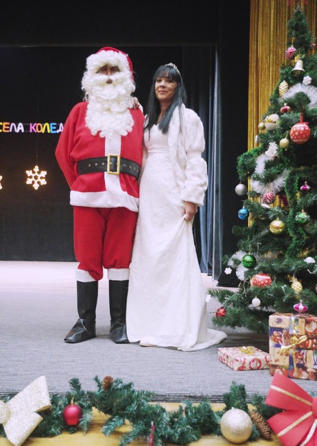 Народно читалище „Вълчо Русковски – 1894 г.“ организира посещение на Дядо Коледа и Снежанка във всеки дом в Угърчин на Бъдни вечер