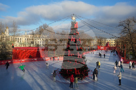 Russia New Year Preparation
