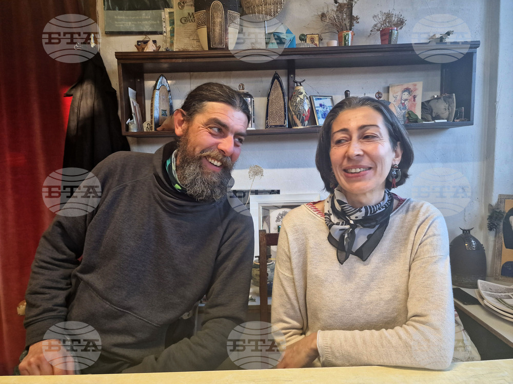 Априлци - художници - керамично студио