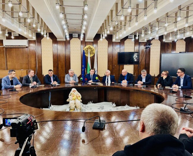 Община Русе: Кметът Пенчо Милков отчете напредъка по ключови общински проекти, политики и услуги в рамките на 2025 г.