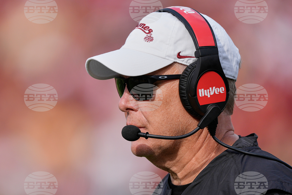 Iowa St Heacock Retires