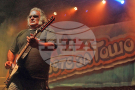 Буги Барабата - музикант, текстописец, композитор и изпълнител