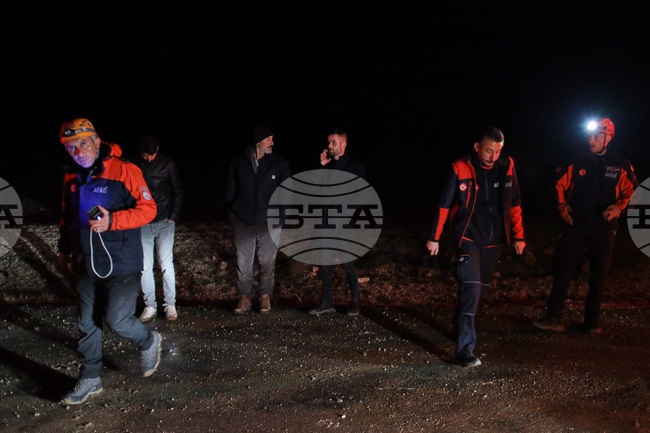 Началникът на либийския генерален щаб и още четирима души са загинали при катастрофа на самолета им след излитане от турската столица