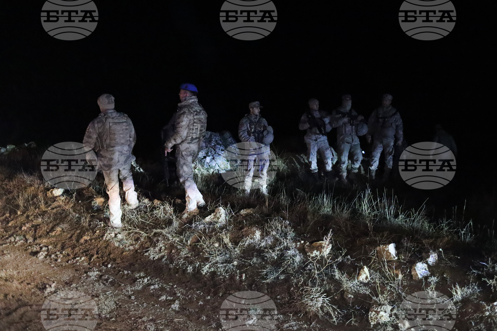 Либия обяви тридневен национален траур след самолетната катастрофа в Турция, в която загинаха висши либийски военни, съобщават турски медии