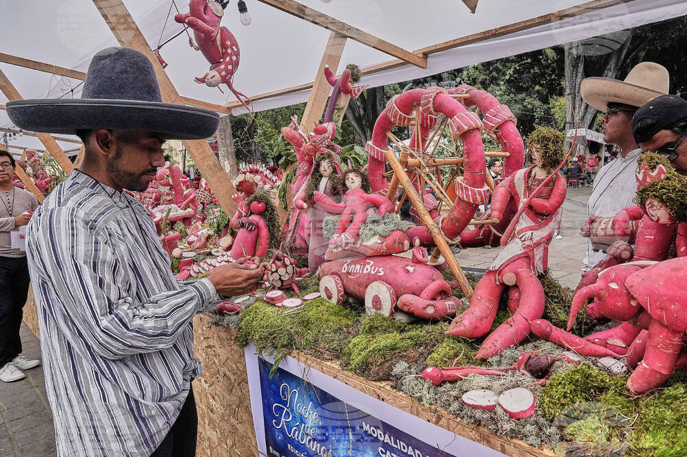 Night of the Radishes Festival