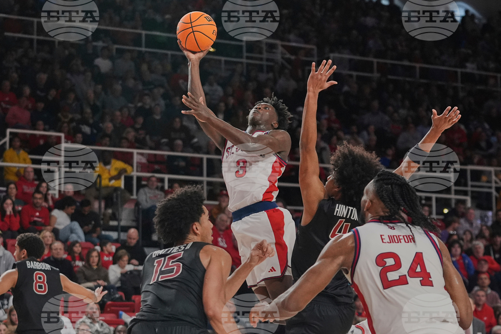 Harvard St Johns Basketball