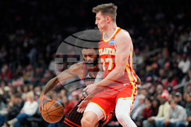 Bulls Hawks Basketball