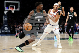 Knicks Timberwolves Basketball