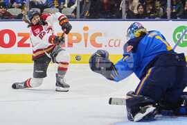 PWHL Charge-Sceptres Hockey