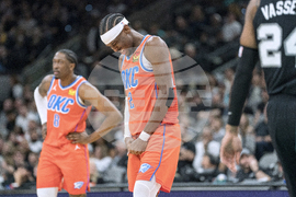 Thunder Spurs Basketball