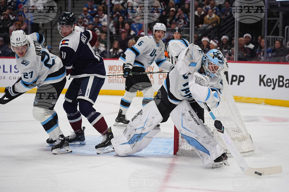 Mammoth Avalanche Hockey