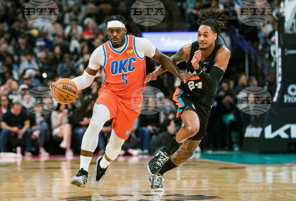 Thunder Spurs Basketball