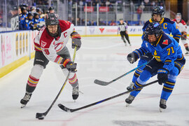 PWHL Charge Sceptres