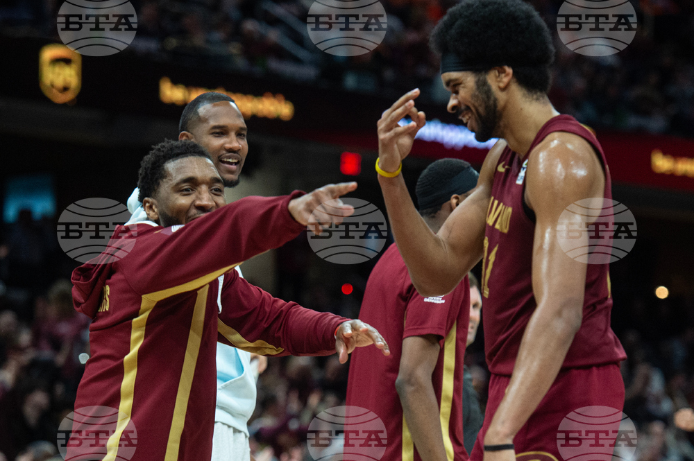 Pelicans Cavaliers Basketball