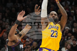 Lakers Suns Basketball