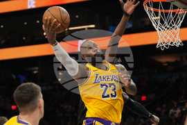 Lakers Suns Basketball