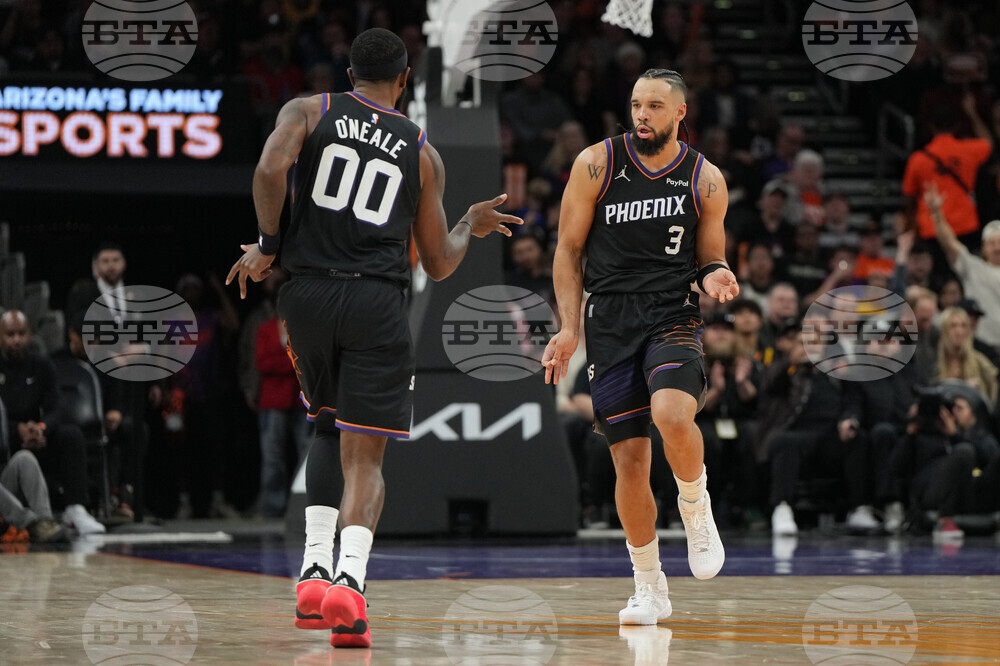 Lakers Suns Basketball