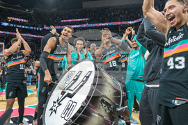 Thunder Spurs Basketball