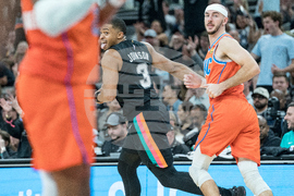 Thunder Spurs Basketball