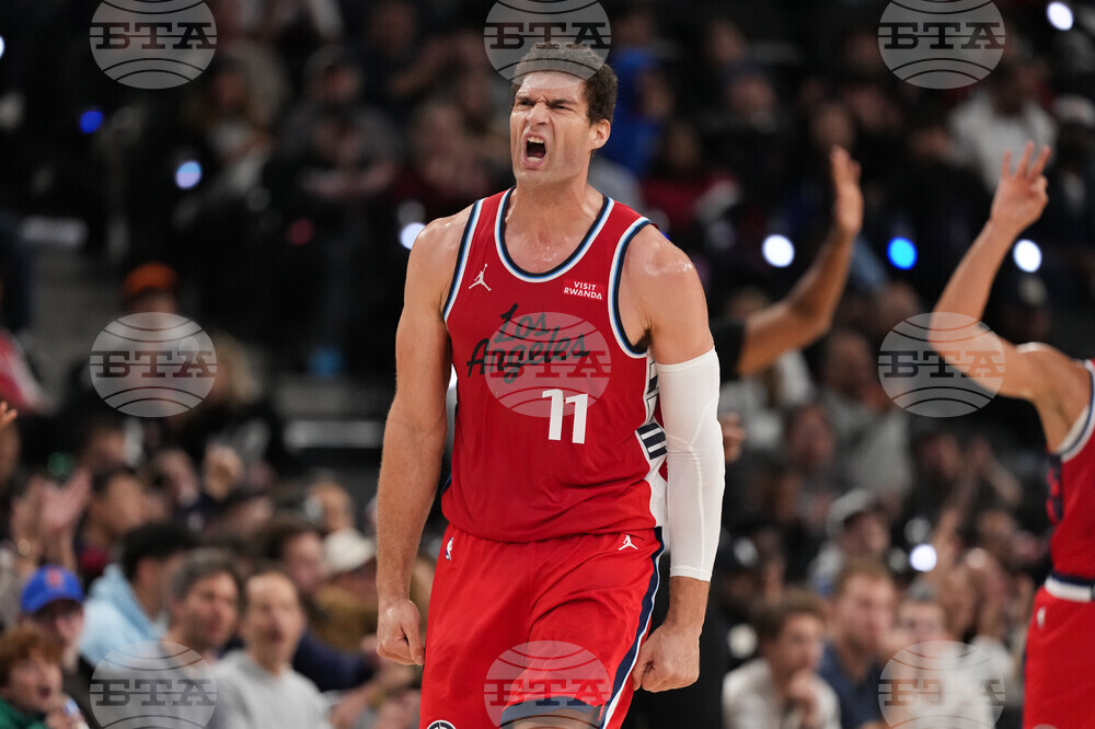 Rockets Clippers Basketball