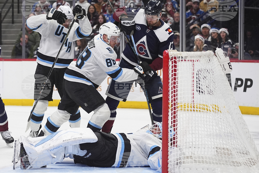 Mammoth Avalanche Hockey