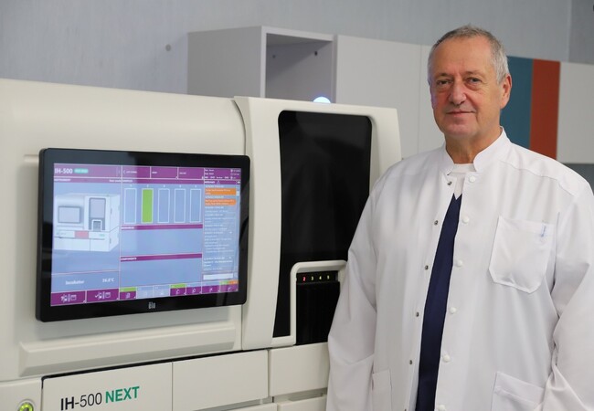 Кръвният център на ВМА с рекордни 8000 дарители