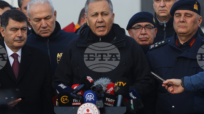 Трима полицаи в Турция загубиха живота си при антитеристична операция