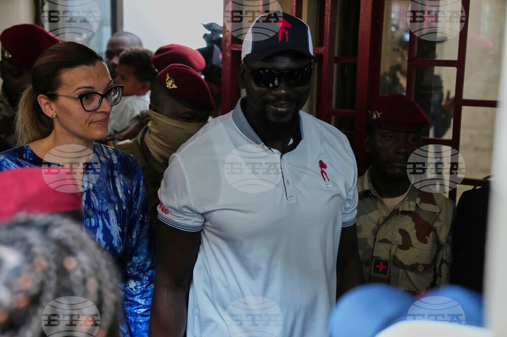 В Гвинея се проведоха последни предизборни митинги преди насрочения за неделя вот за президент 