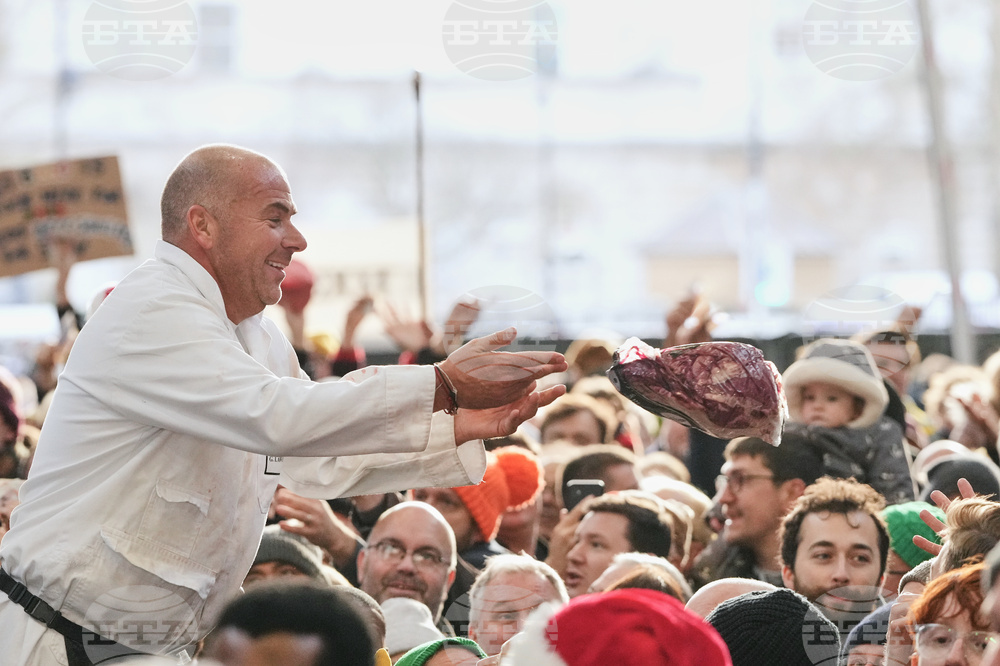 Britain Christmas Eve Meat Market