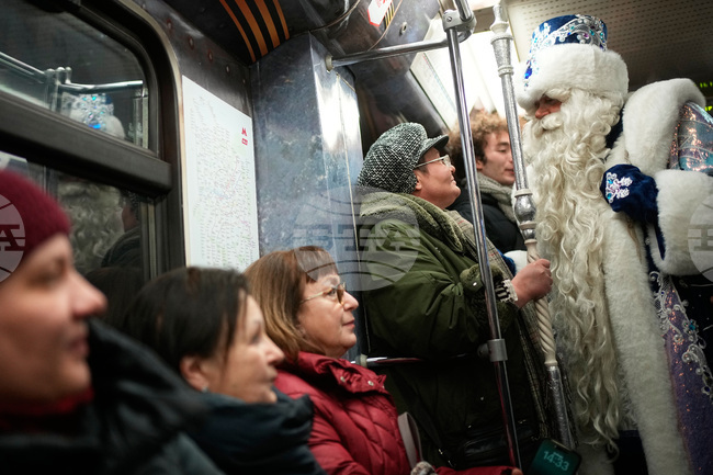 Russia New Year Preparation
