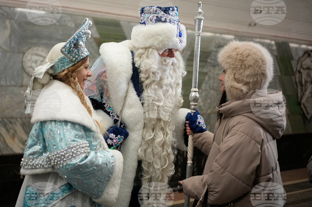 Russia New Year Preparation