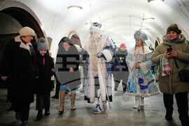 Russia New Year Preparation