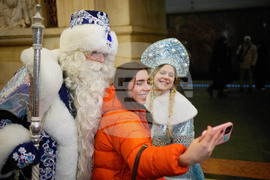 Russia New Year Preparation