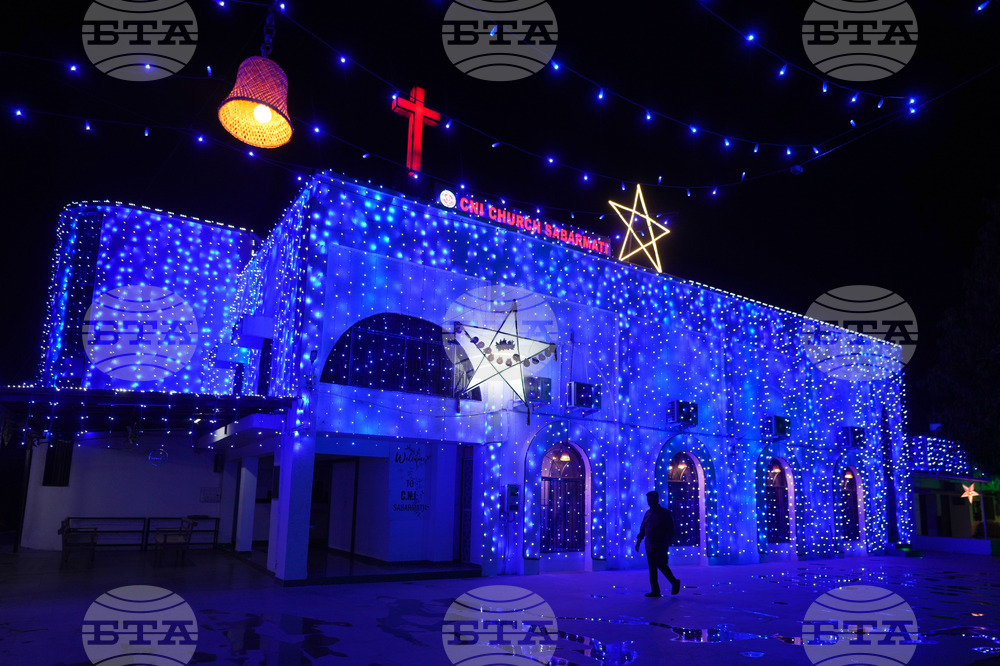 APTOPIX India Christmas