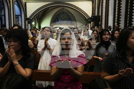 Myanmar Christmas