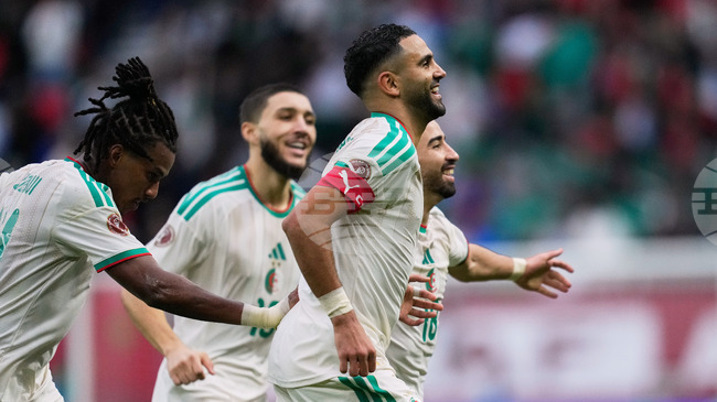 Рияд Марез вкара два гола и Алжир победи Судан в първия си мач на турнира за Купата на африканските нации