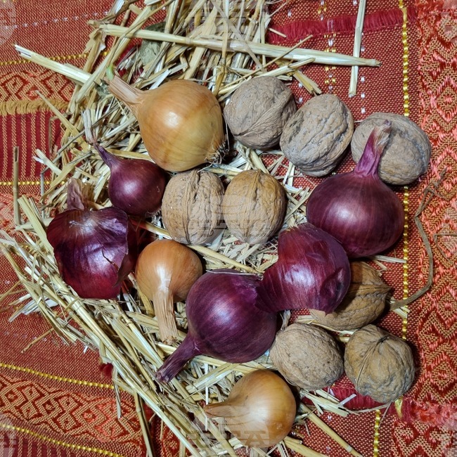 Времето около Коледа се смята за подходящо за гадания и предсказания, твърди етнографът Диана Жекова